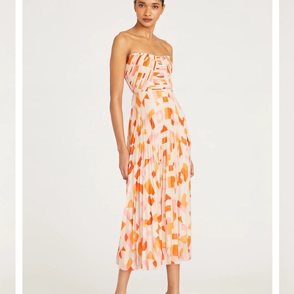 Amur Mosey Pleaded Dress 👗 - Picture 1 of 8